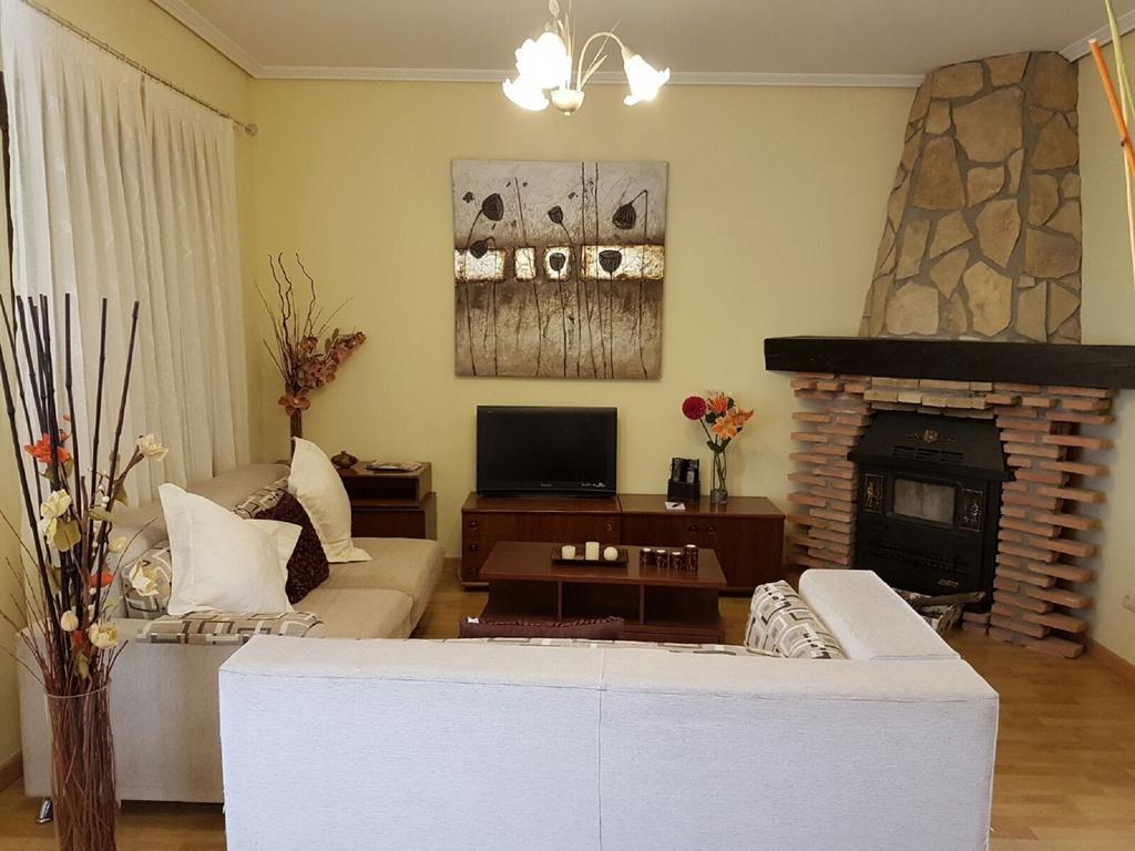 Casa Rural Claudia Albarracín Екстериор снимка